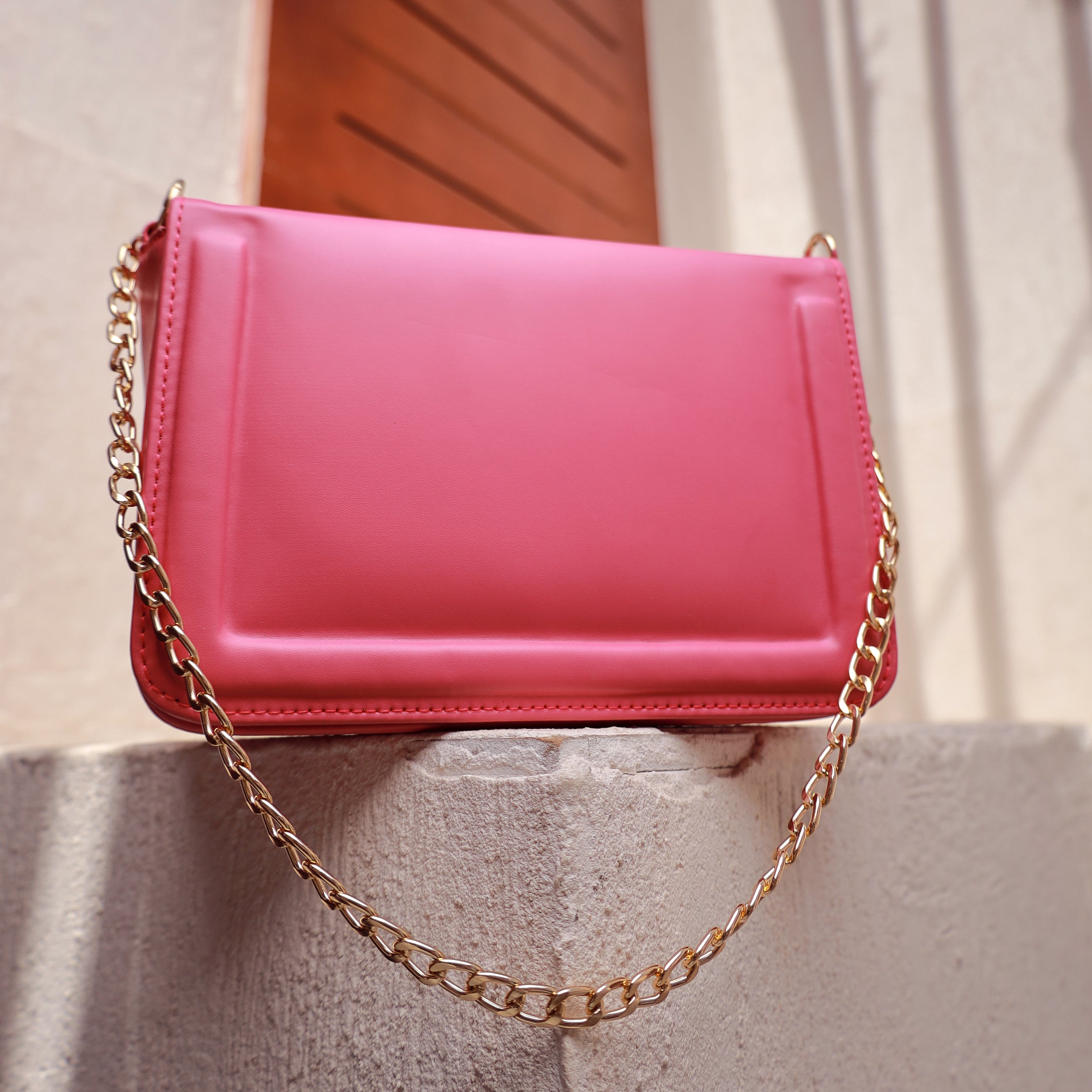 Rosé Luxe Chain Bag