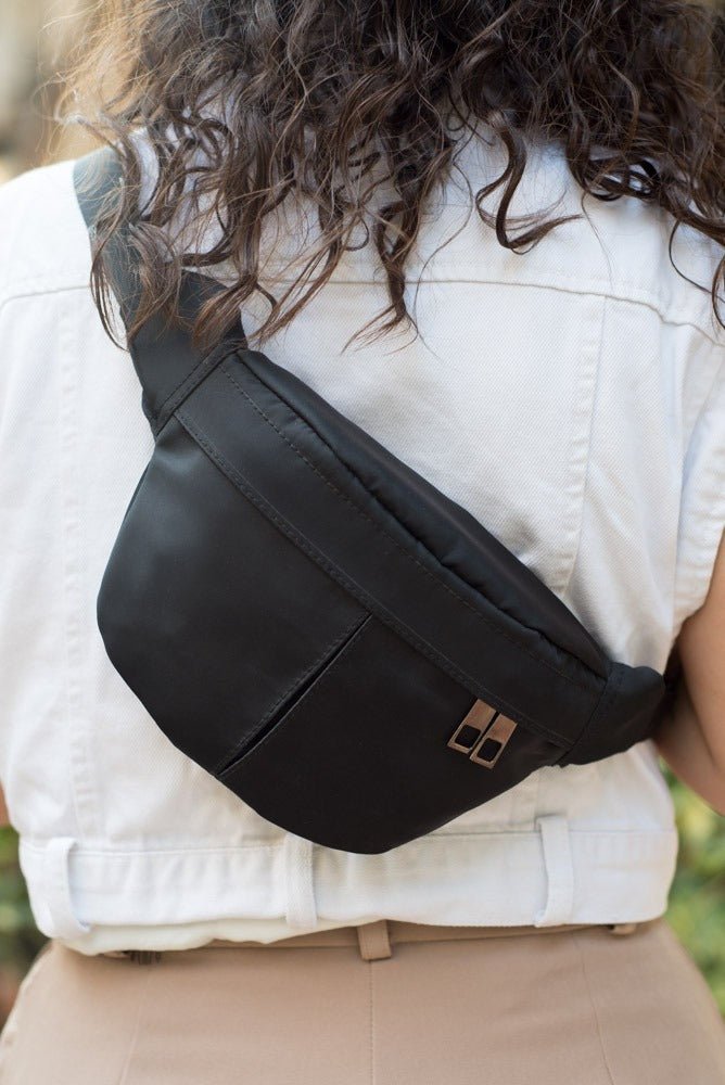 Minimalist Black Fanny bag - Hatchill